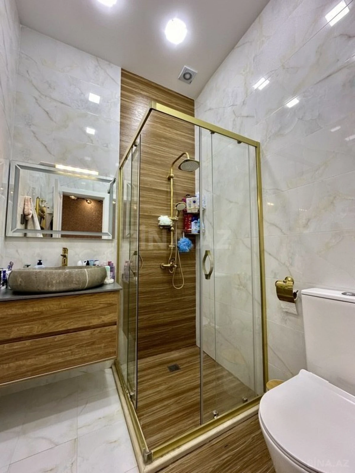 Satılır 4 otaqlı həyət evi 180 m²