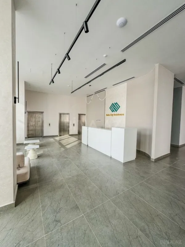 Satılır 2 otaqlı mənzil 120 m²