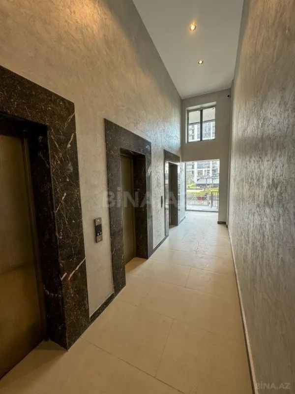 Satılır 2 otaqlı mənzil 120 m²