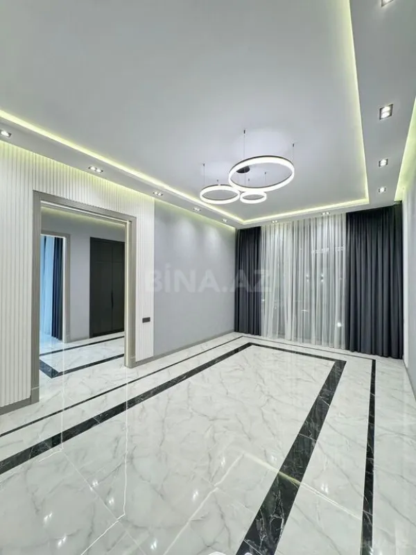 Satılır 5 otaqlı həyət evi 400 m²