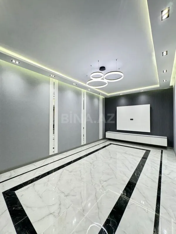 Satılır 5 otaqlı həyət evi 400 m²