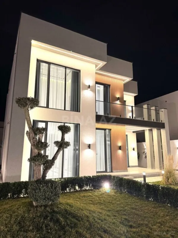 Satılır 5 otaqlı həyət evi 400 m²