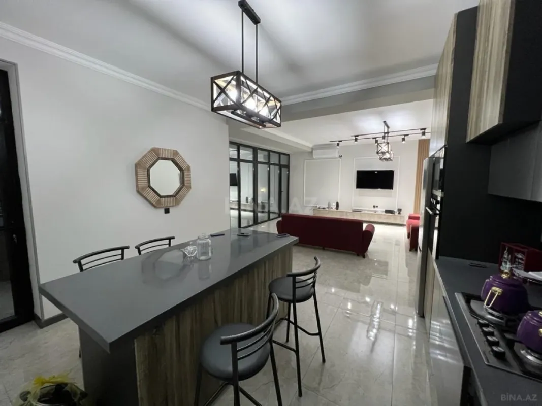 Kirayə verilir 4 otaqlı həyət evi 300 m²