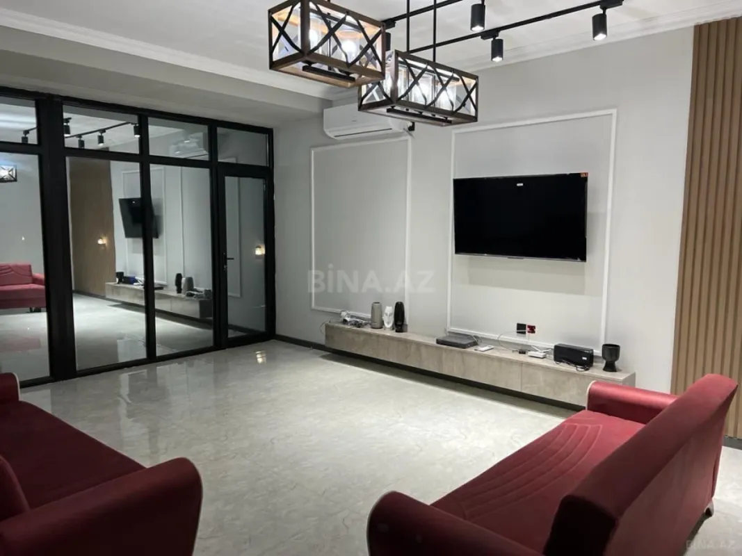Kirayə verilir 4 otaqlı həyət evi 300 m²