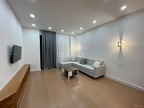 Kirayə verilir 2 otaqlı mənzil 70 m²