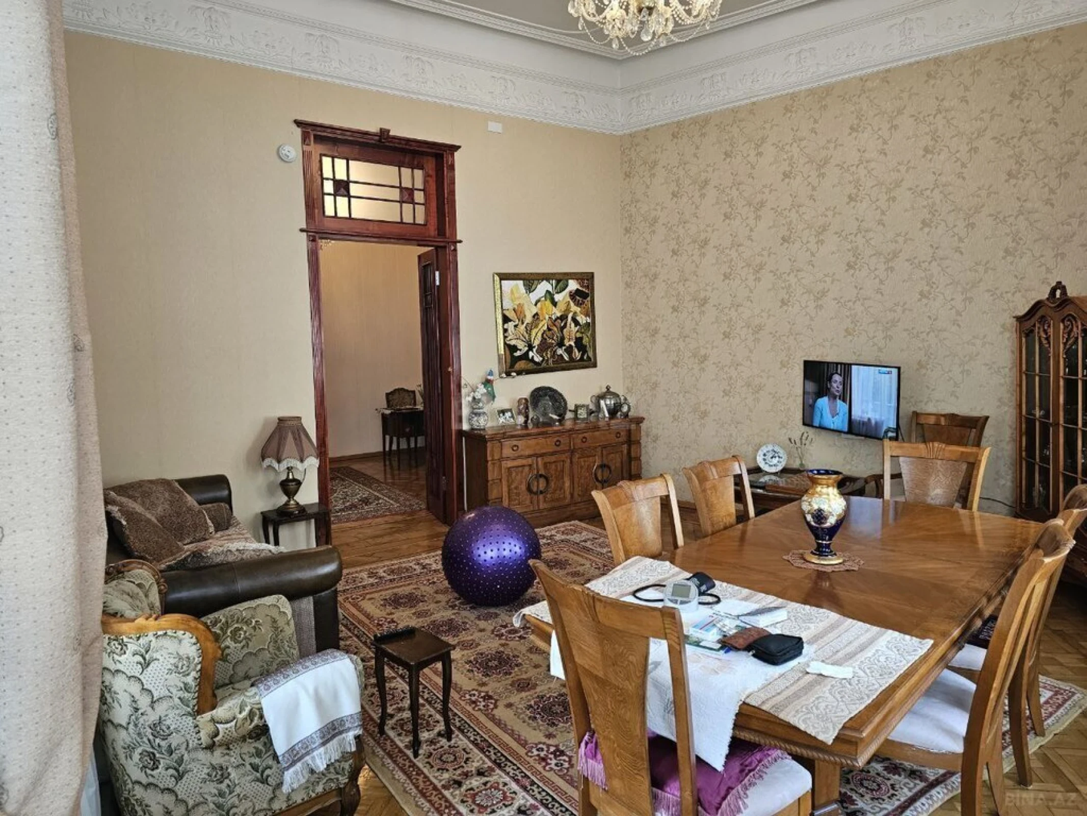 Satılır 4 otaqlı mənzil 130 m²