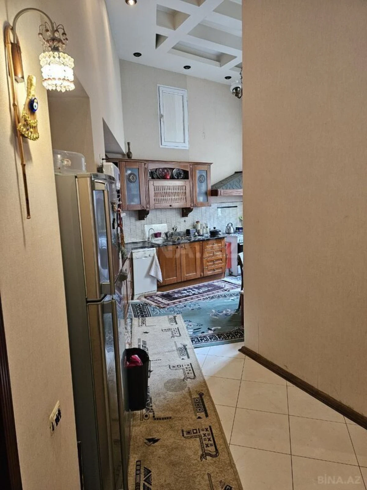 Satılır 4 otaqlı mənzil 130 m²