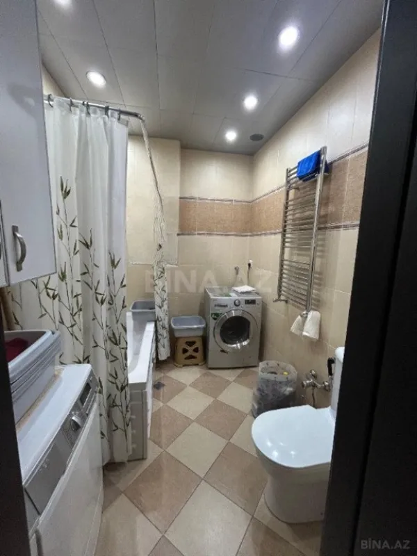 Satılır 6 otaqlı mənzil 400.5 m²