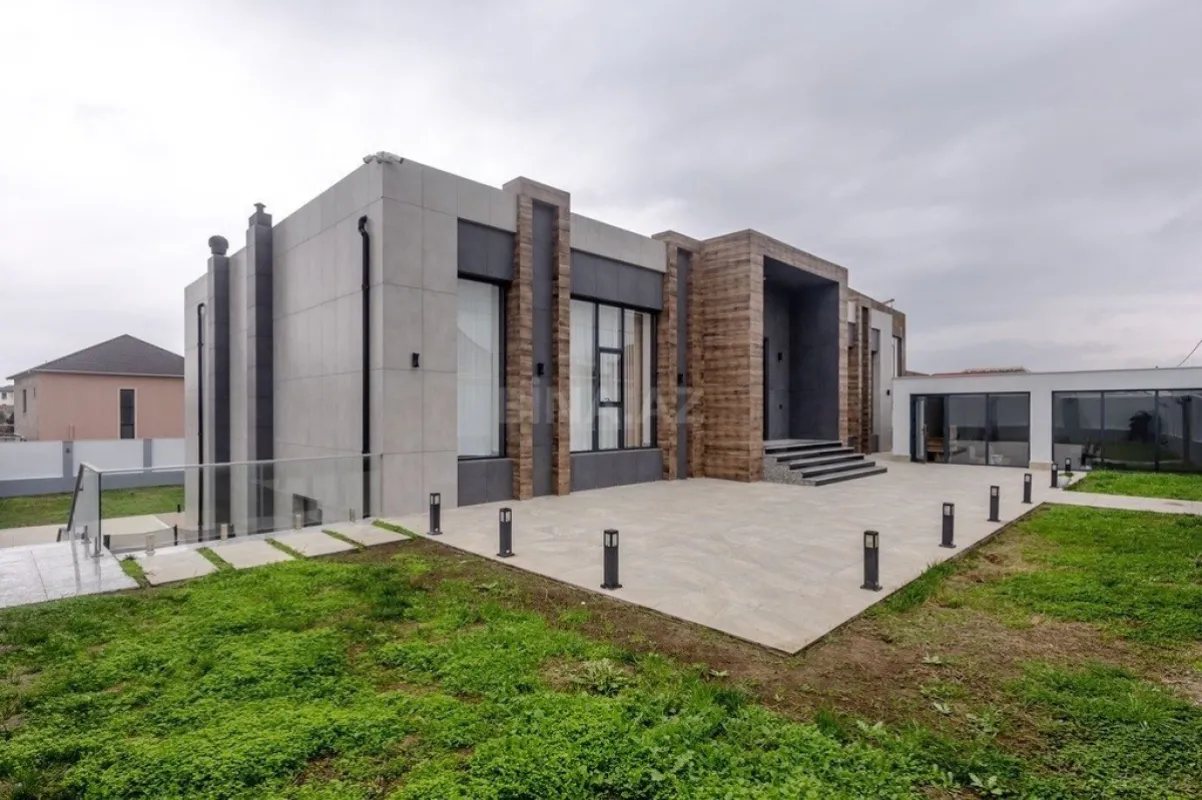 Kirayə verilir 5 otaqlı həyət evi 440 m²