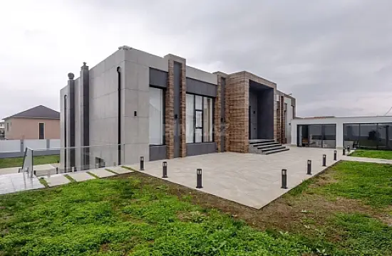 Kirayə verilir 5 otaqlı həyət evi 440 m²