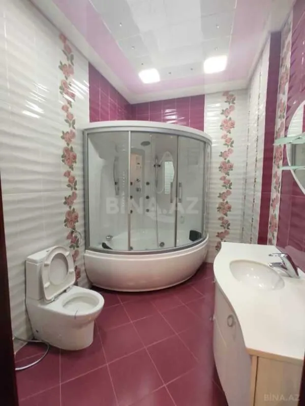 Satılır 5 otaqlı mənzil 380 m²