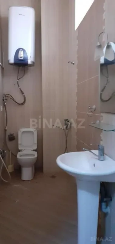 Satılır obyekt 220 m²