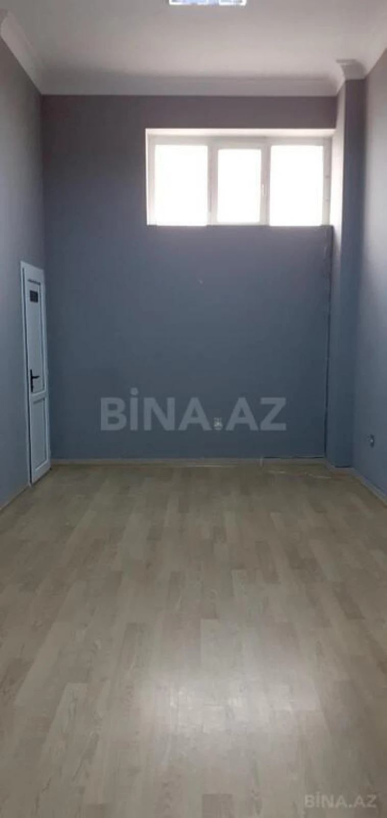 Satılır obyekt 220 m²
