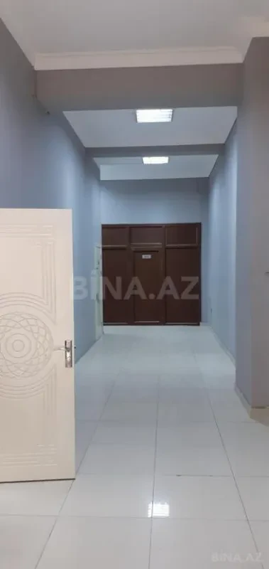 Satılır obyekt 220 m²