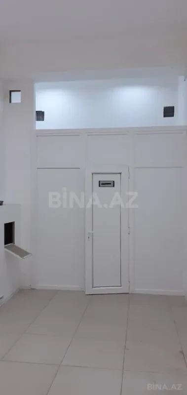 Satılır obyekt 220 m²