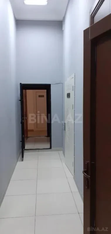 Satılır obyekt 220 m²