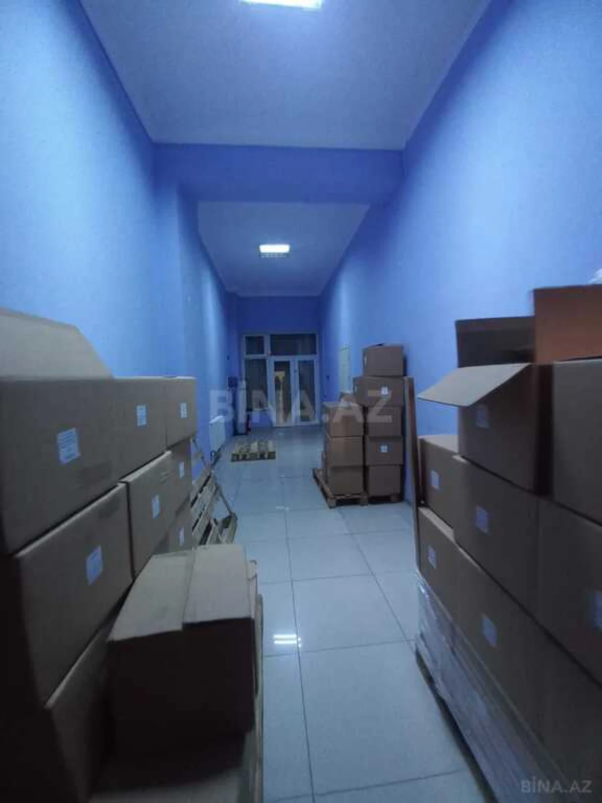 Satılır obyekt 220 m²