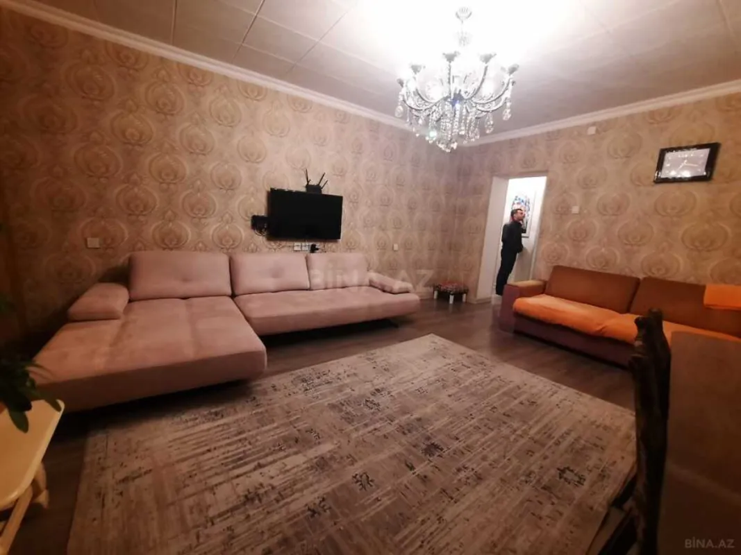 Satılır 2 otaqlı mənzil 75 m²