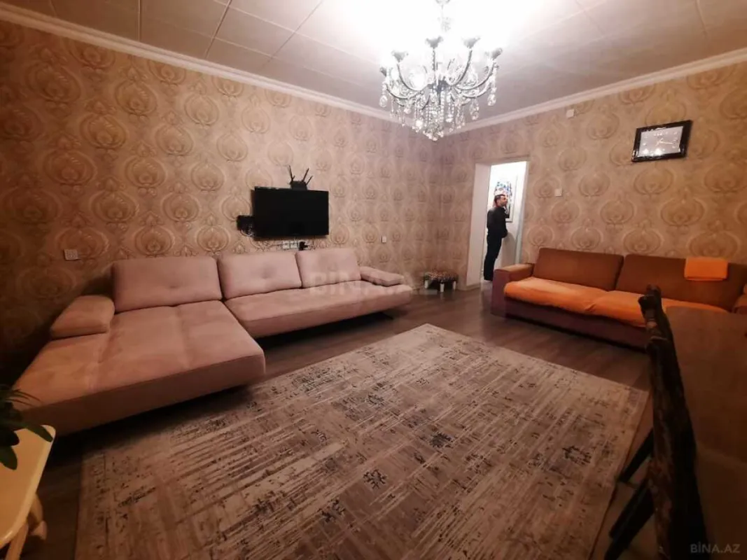 Satılır 2 otaqlı mənzil 75 m²