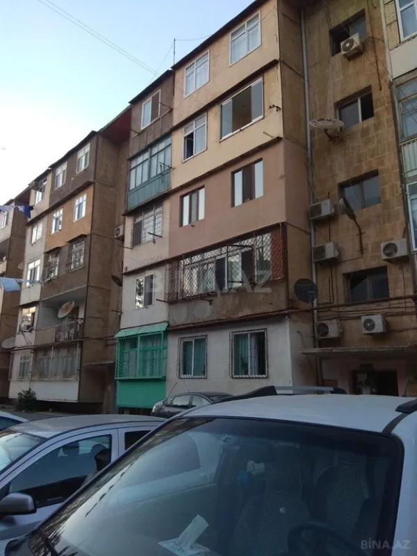 Satılır 2 otaqlı mənzil 75 m²