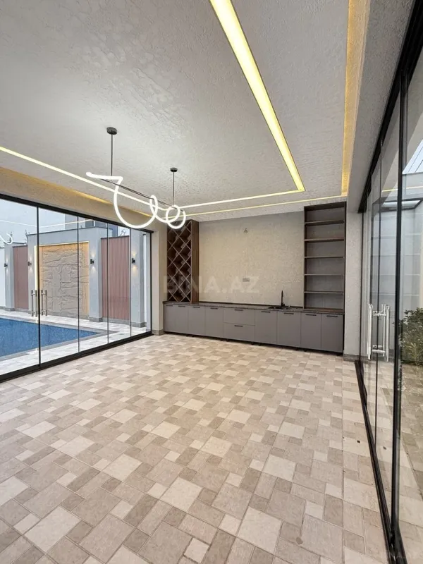 Satılır 4 otaqlı həyət evi 210 m²