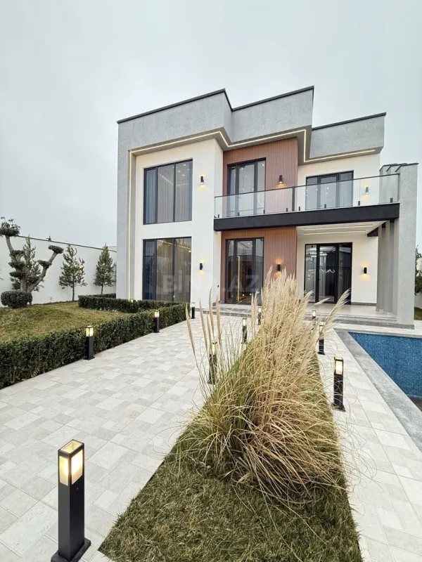 Satılır 4 otaqlı həyət evi 210 m²