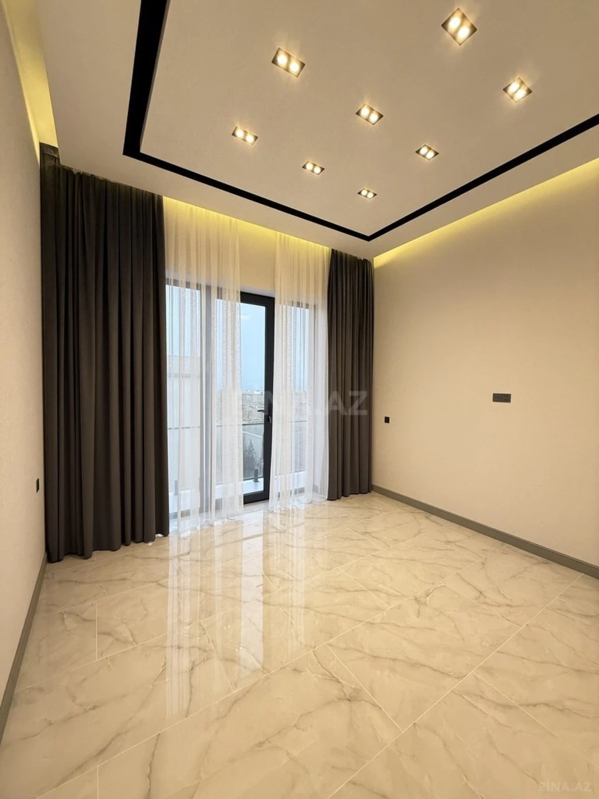 Satılır 4 otaqlı həyət evi 210 m²