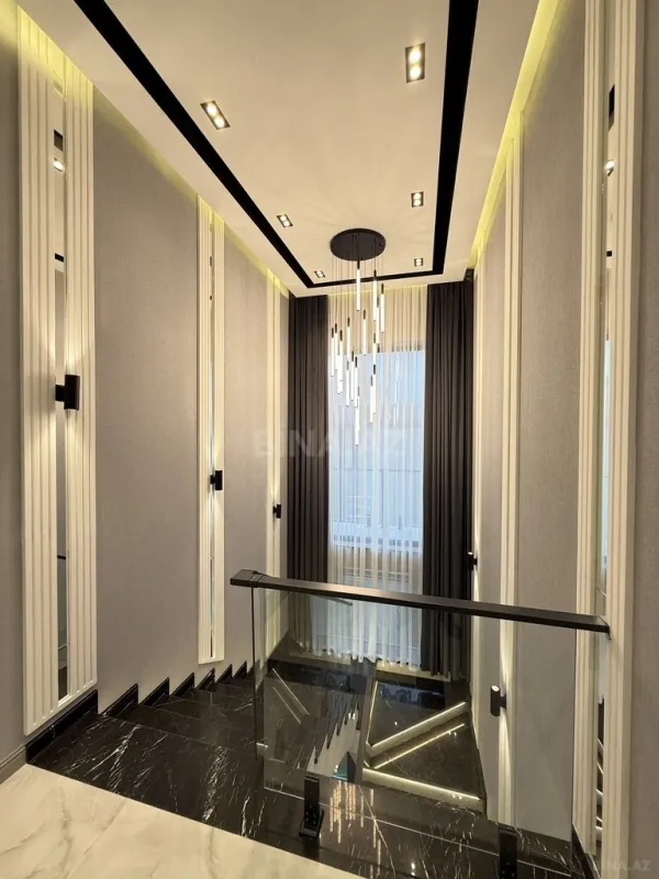 Satılır 4 otaqlı həyət evi 210 m²