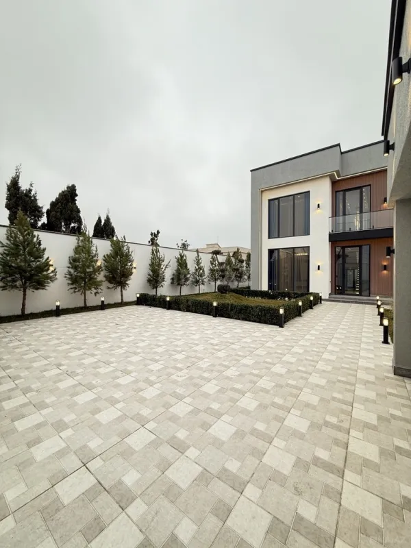 Satılır 4 otaqlı həyət evi 210 m²