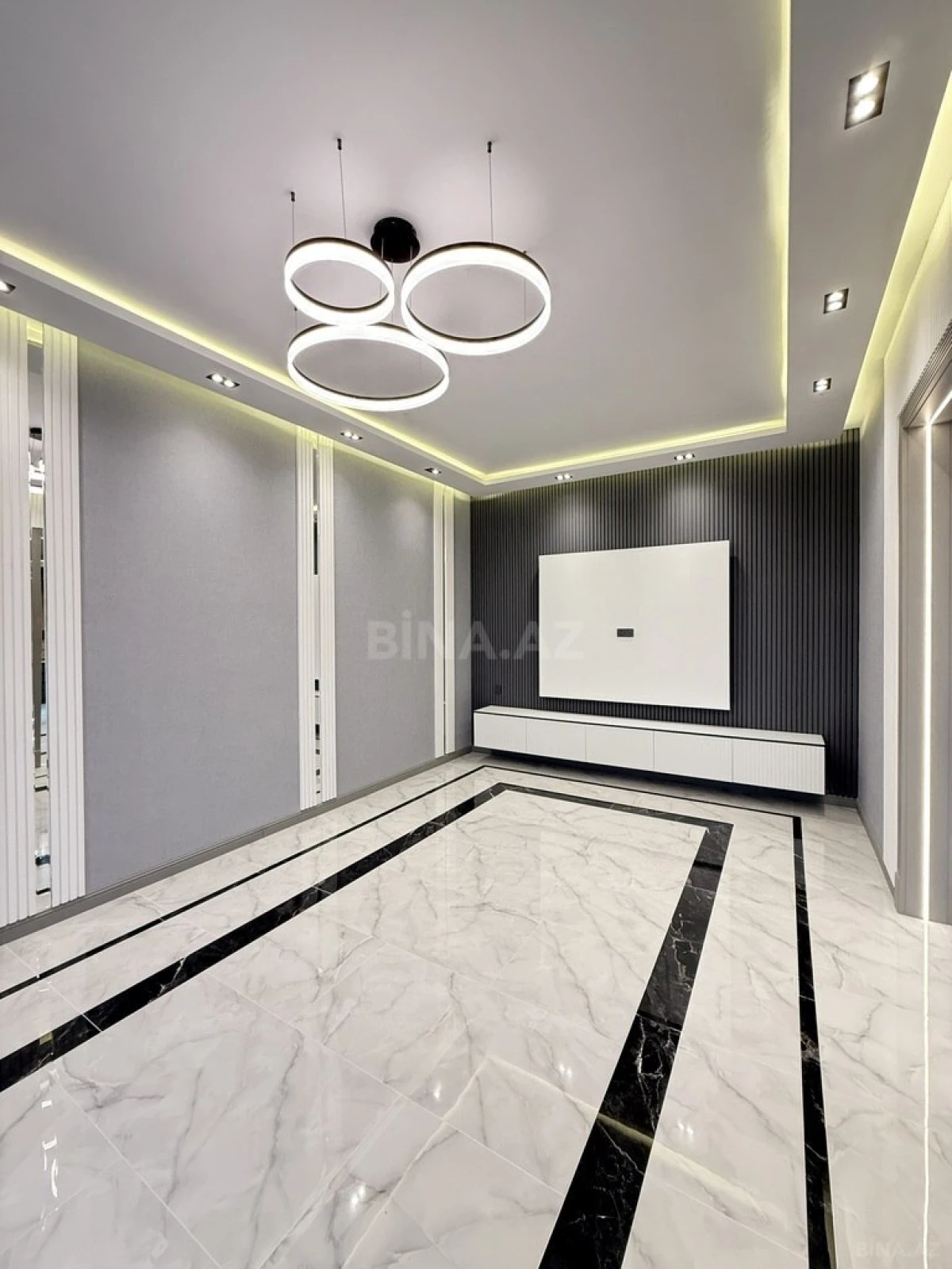 Satılır 4 otaqlı həyət evi 210 m²