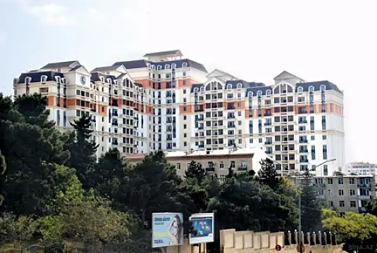 Satılır 3 otaqlı mənzil 175 m² — Bakı, Nizami 3 otaq 175.00 m²