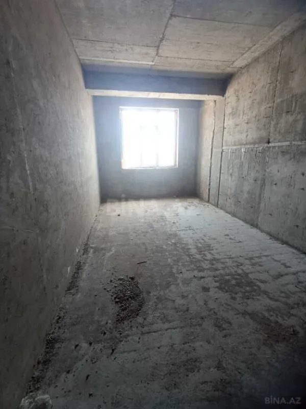 Satılır 3 otaqlı mənzil 175 m²