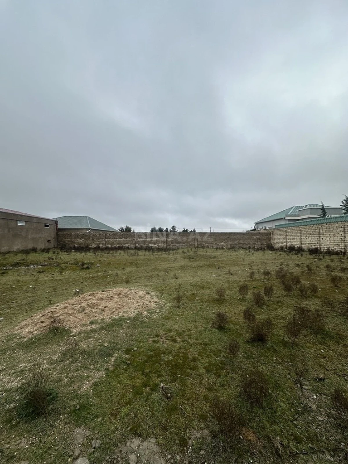 Satılır torpaq sahəsi 12 m²