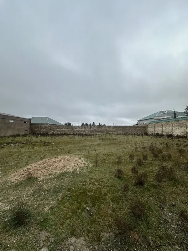 Satılır torpaq sahəsi 12 m²