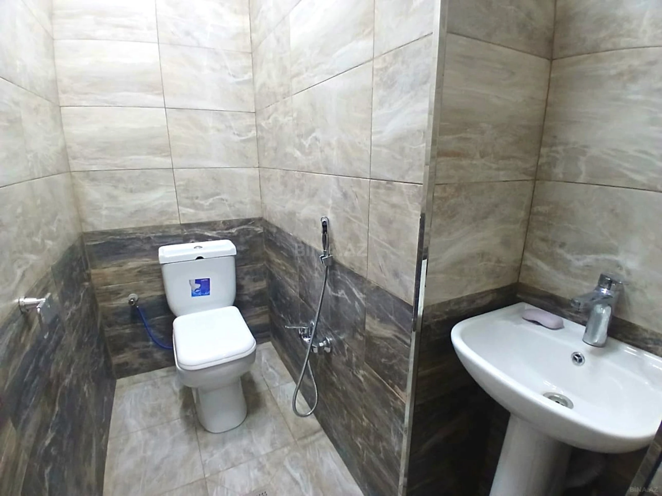 Satılır 3 otaqlı mənzil 96 m²