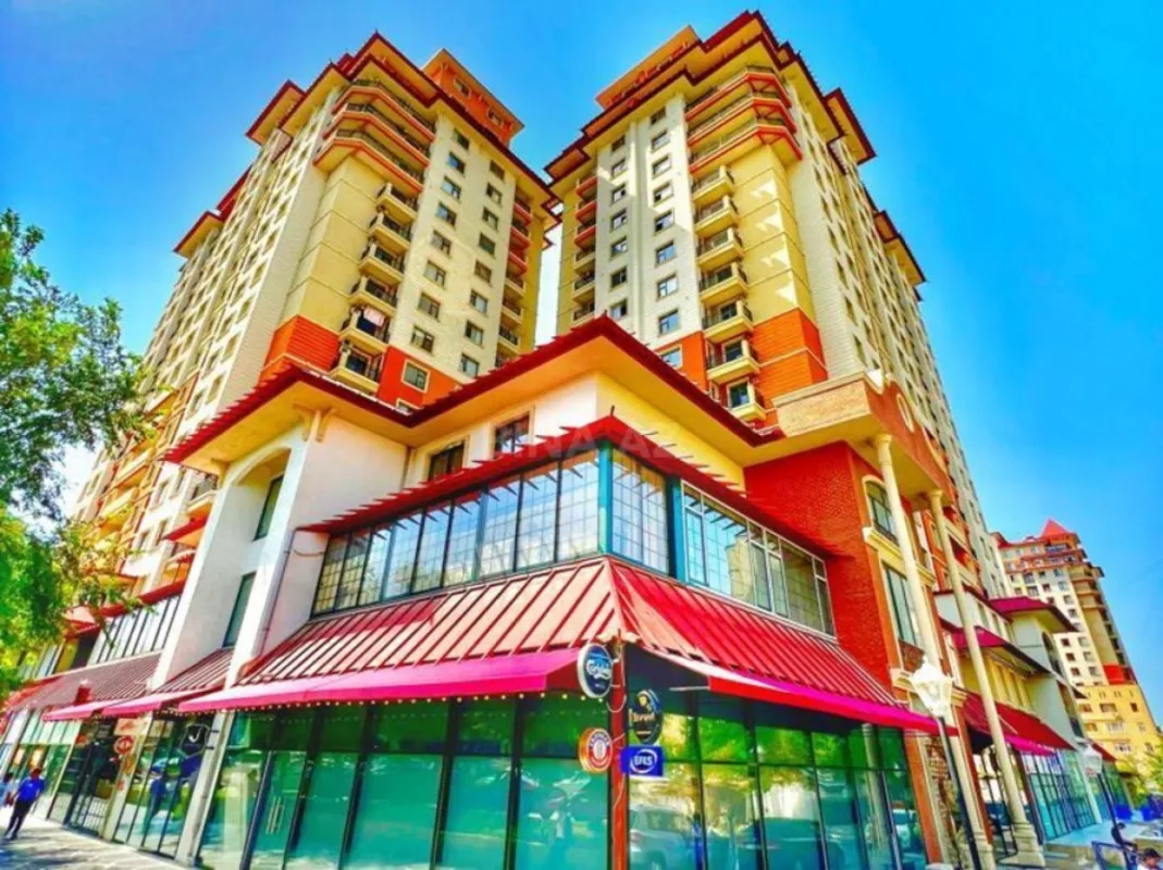 Satılır 3 otaqlı mənzil 96 m²