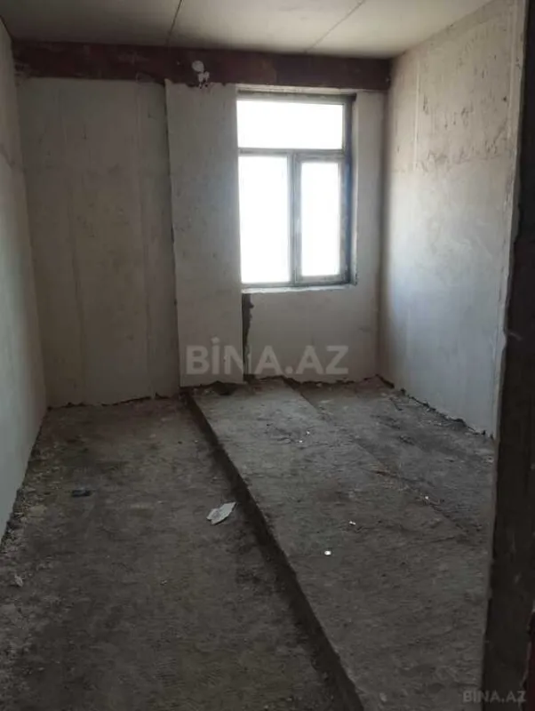 Satılır 4 otaqlı mənzil 146 m²