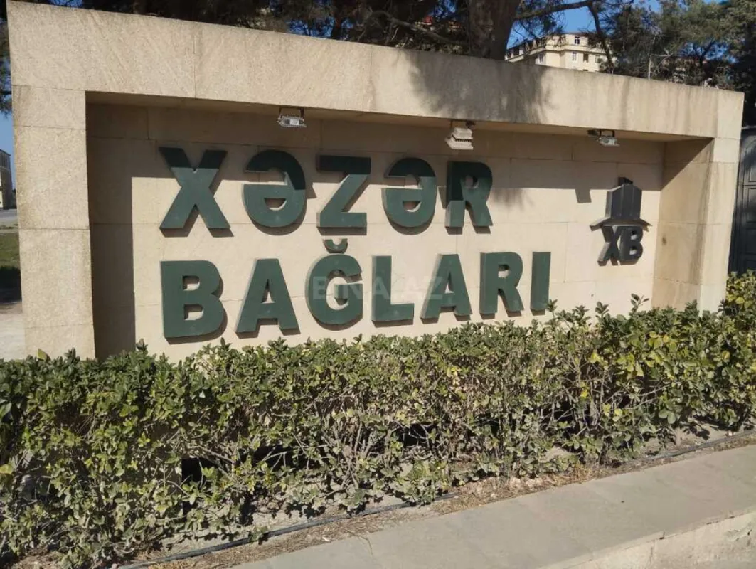 Satılır 4 otaqlı mənzil 146 m²