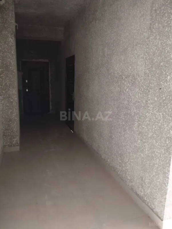 Satılır 4 otaqlı mənzil 146 m²