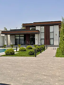 Satılır 5 otaqlı həyət evi 250 m²