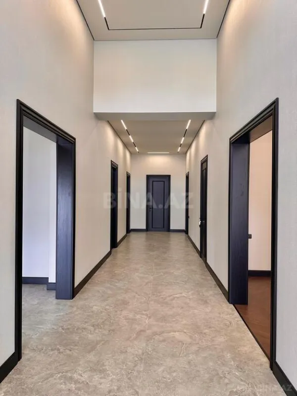 Satılır 5 otaqlı həyət evi 250 m²