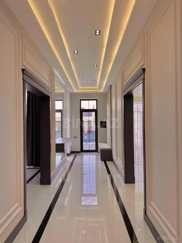 Satılır 6 otaqlı həyət evi 300 m²