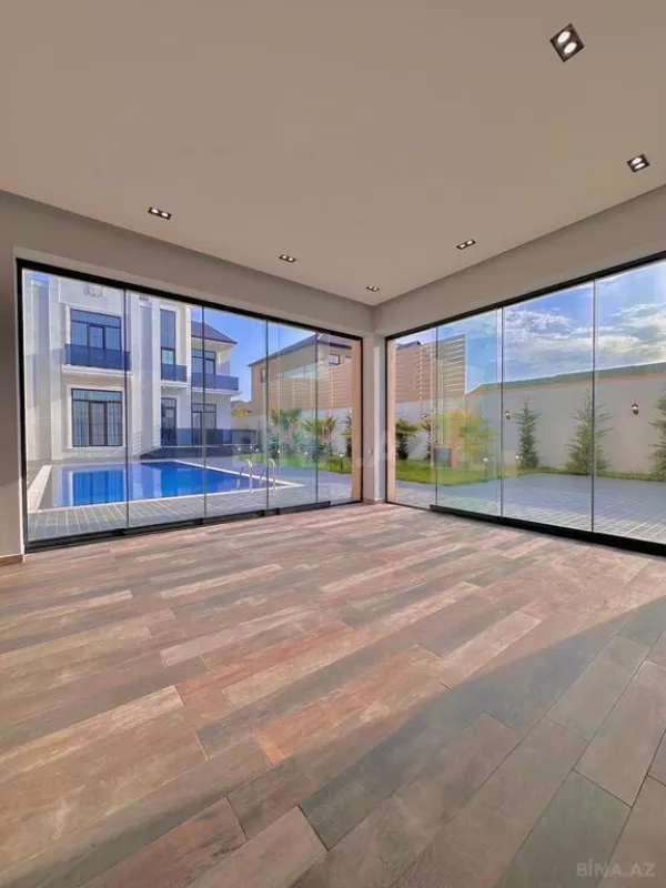 Satılır 6 otaqlı həyət evi 300 m²