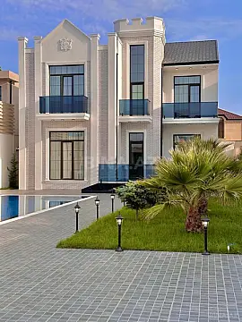 Satılır 6 otaqlı həyət evi 300 m²