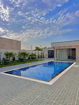 Satılır 6 otaqlı həyət evi 300 m²