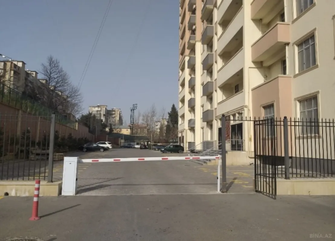 Satılır 2 otaqlı mənzil 95 m²