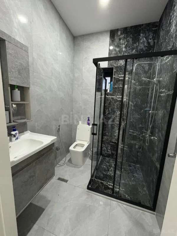 Kirayə verilir 4 otaqlı həyət evi 130 m²