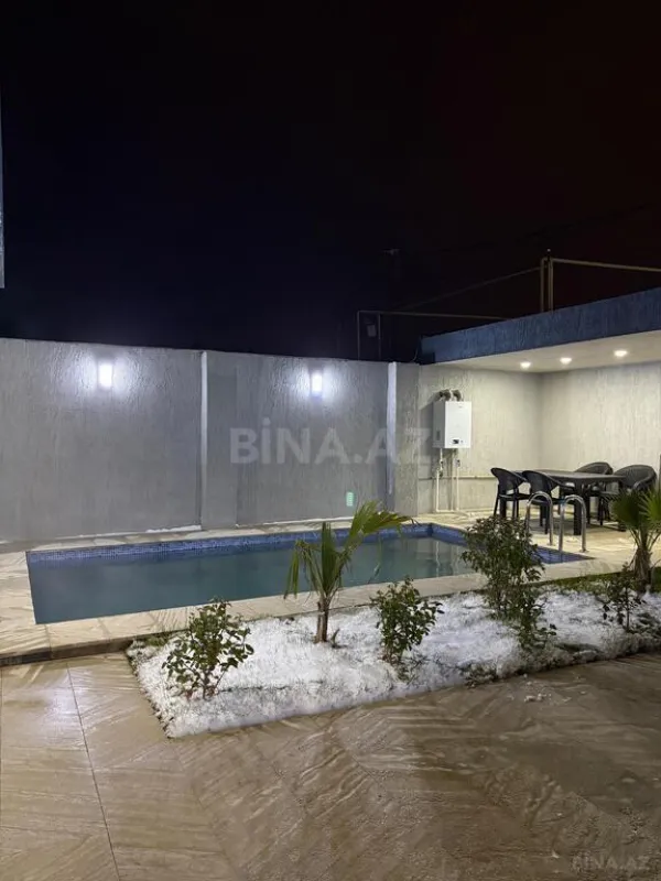 Kirayə verilir 4 otaqlı həyət evi 130 m²