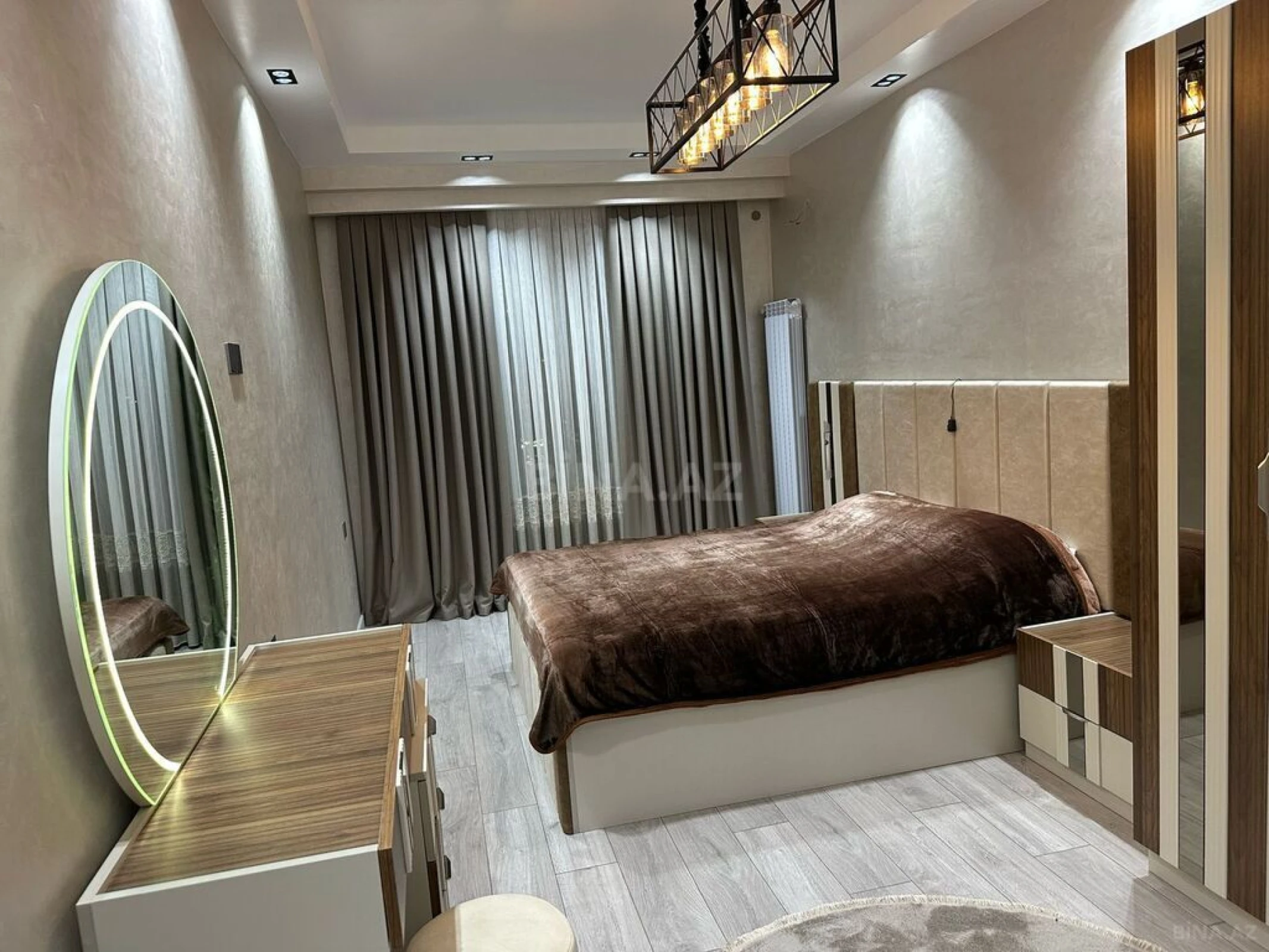 Kirayə verilir 2 otaqlı mənzil 75 m²