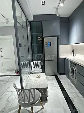 Kirayə verilir 2 otaqlı mənzil 75 m²